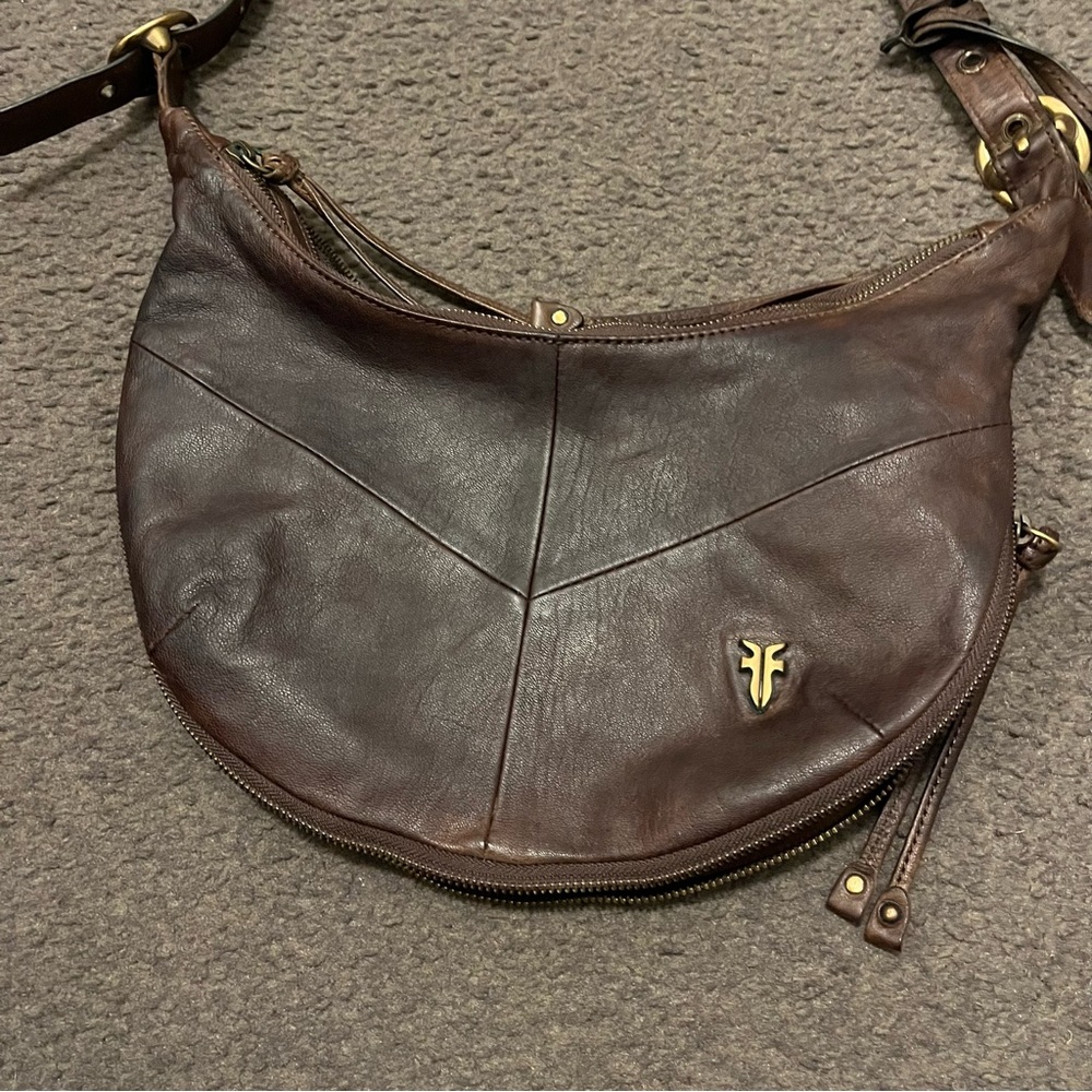 Frye Belle Bohemian Leather Crescent Crossbody Bag - Picture 6 of 10